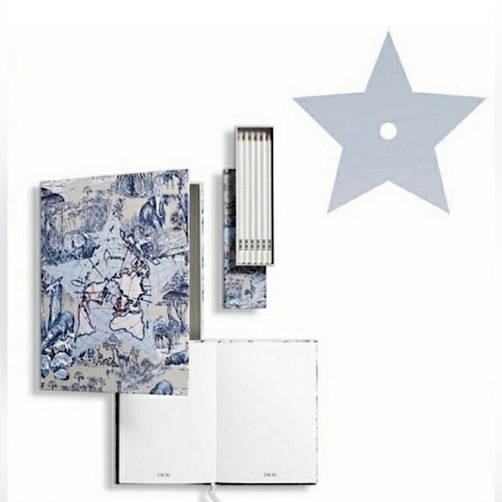 Dior Platinum Birthday Gift Around the World Toile Blue and White Stationery Set